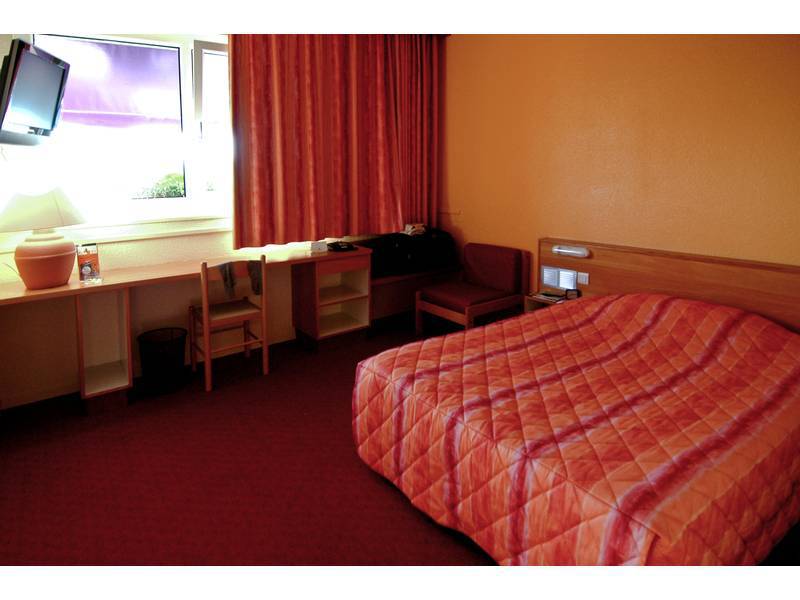 Logis Hotel Atrium Epinal Golbey Chavelot Dış mekan fotoğraf