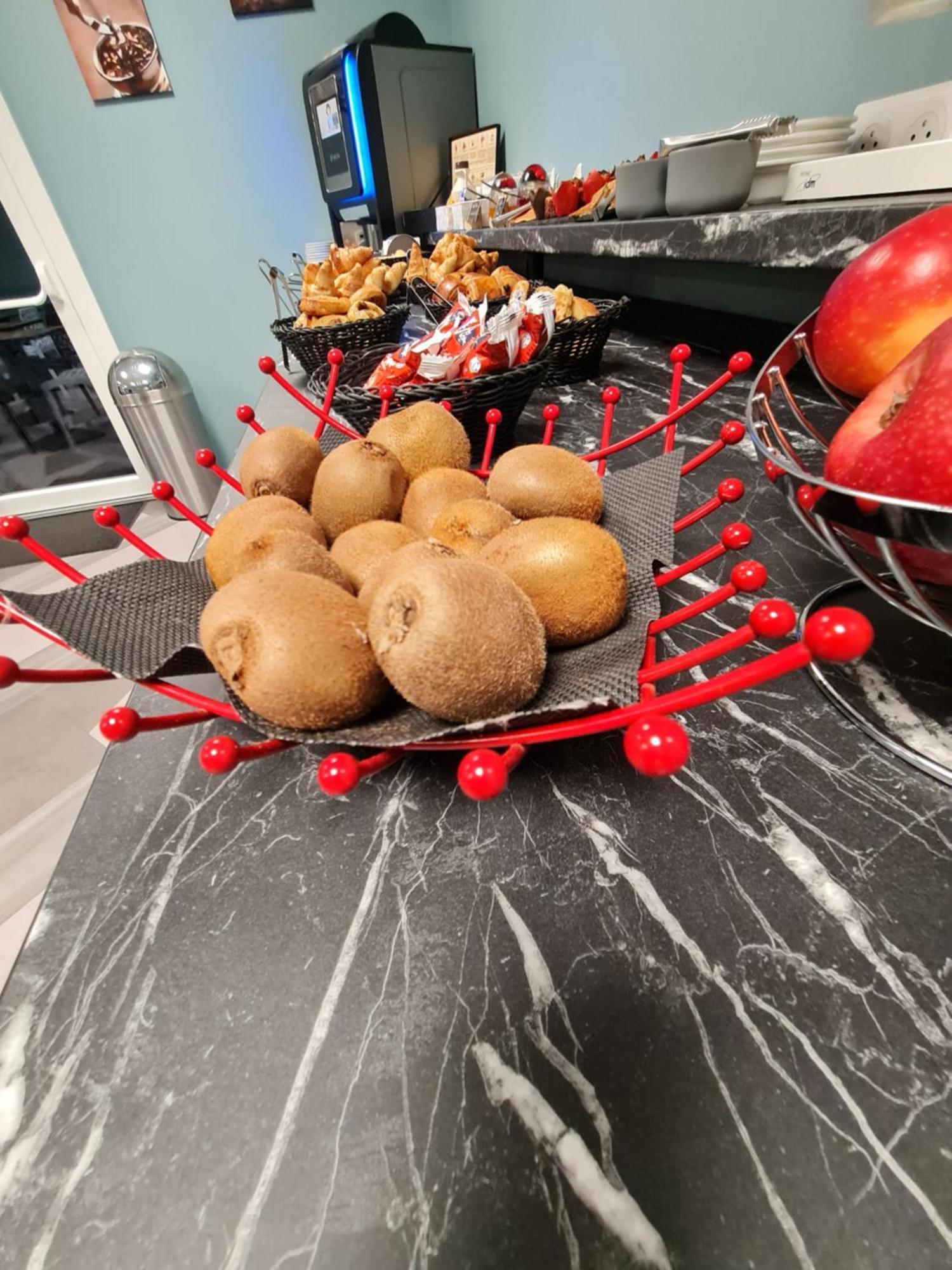Logis Hotel Atrium Epinal Golbey Chavelot Dış mekan fotoğraf